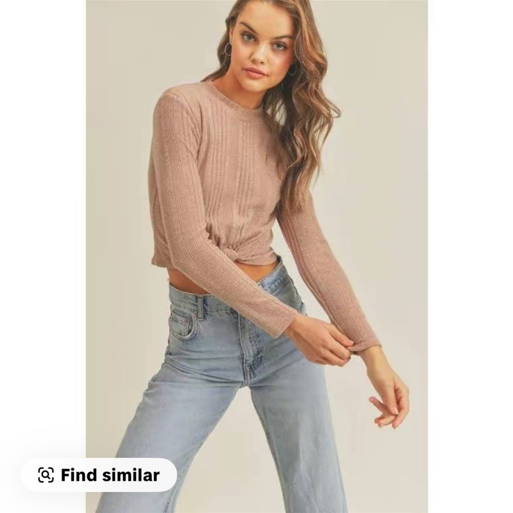 Long Sleeve Knotted Ribbed Top - Picture 6 of 8